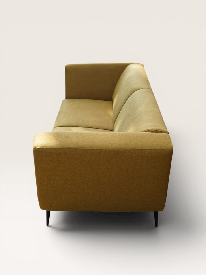 Design 3-zitsbank – Okergeel