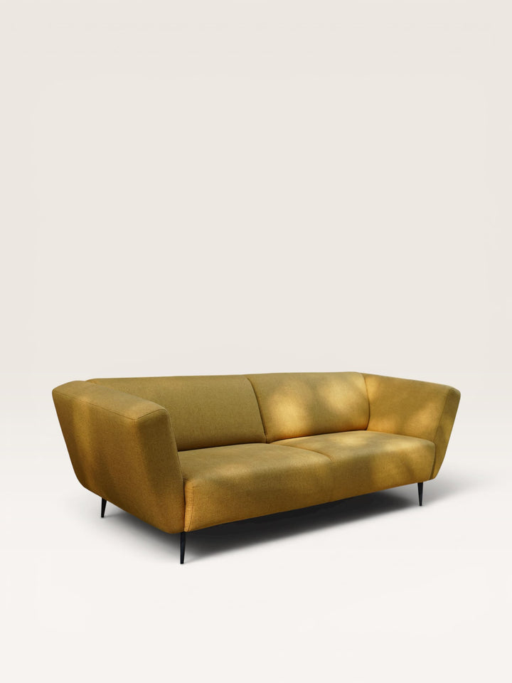 Design 3-zitsbank – Okergeel