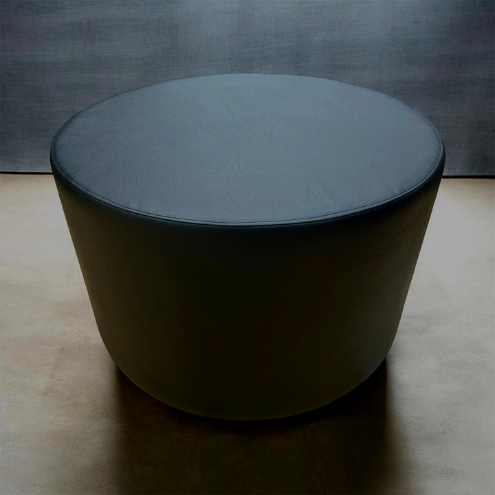 Handgemaakte ronde design poef – Zwart